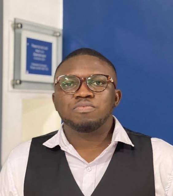 Committees/ABIMBOLA_PICTURE.jpg